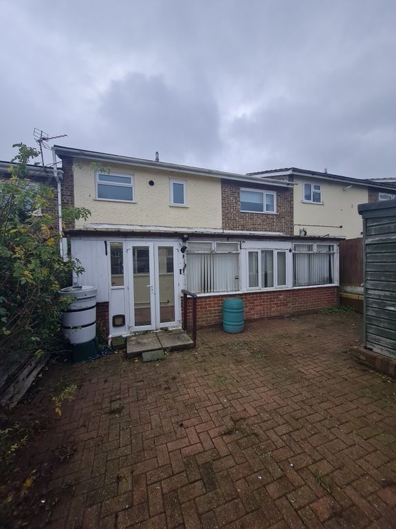 Property photo 2 of 14