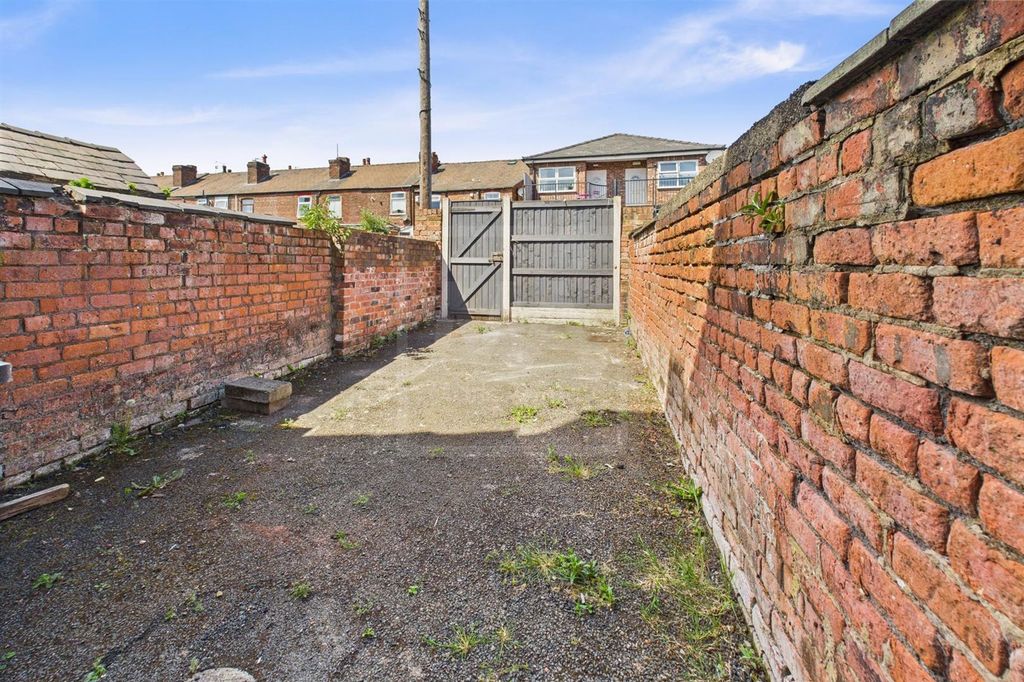 Property photo 3 of 9