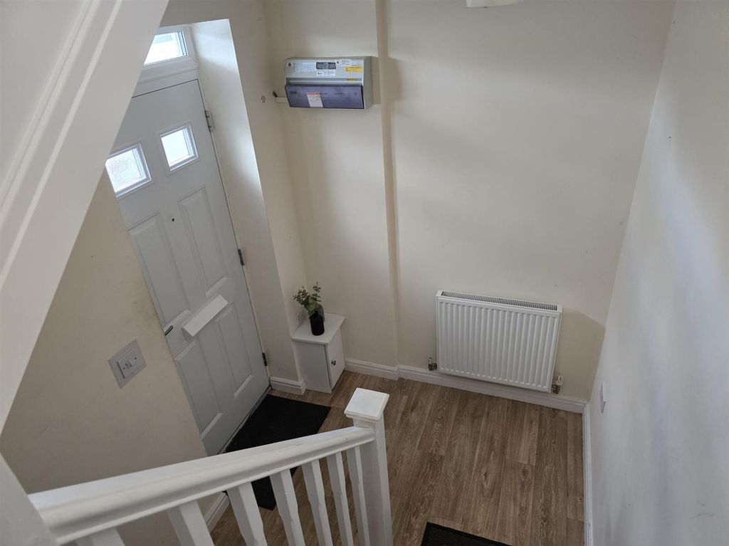 Property photo 3 of 8 20260617_175110[1].Jpg