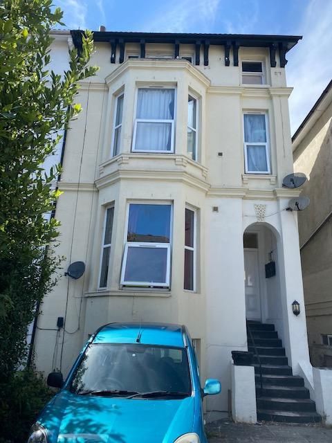 Property photo 1 of 4