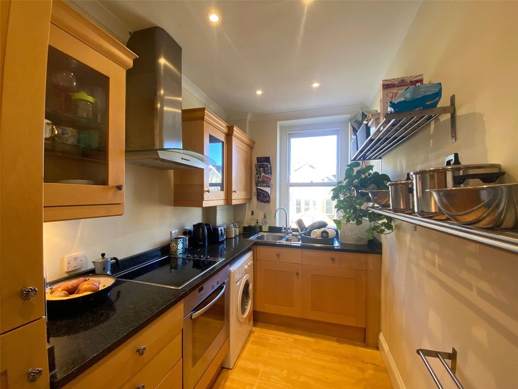 Property photo 3 of 11 Picture No. 09