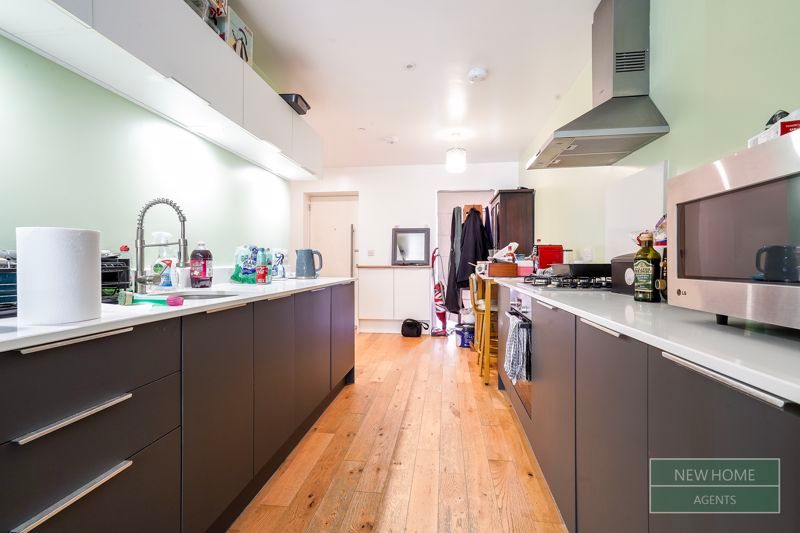 Property photo 2 of 10 Photo 5