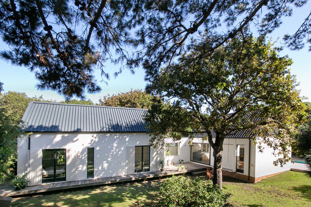 Property photo 1 of 38