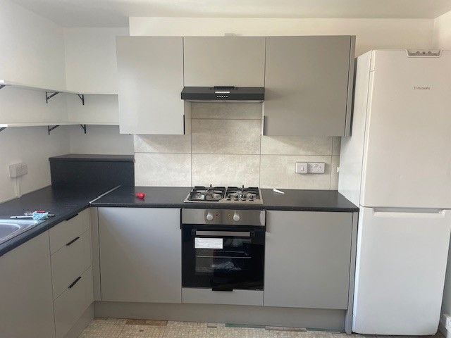 Property photo 2 of 3