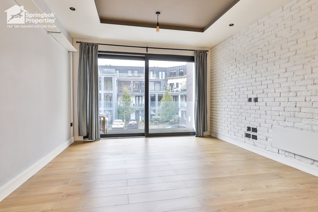 Property photo 3 of 22 2