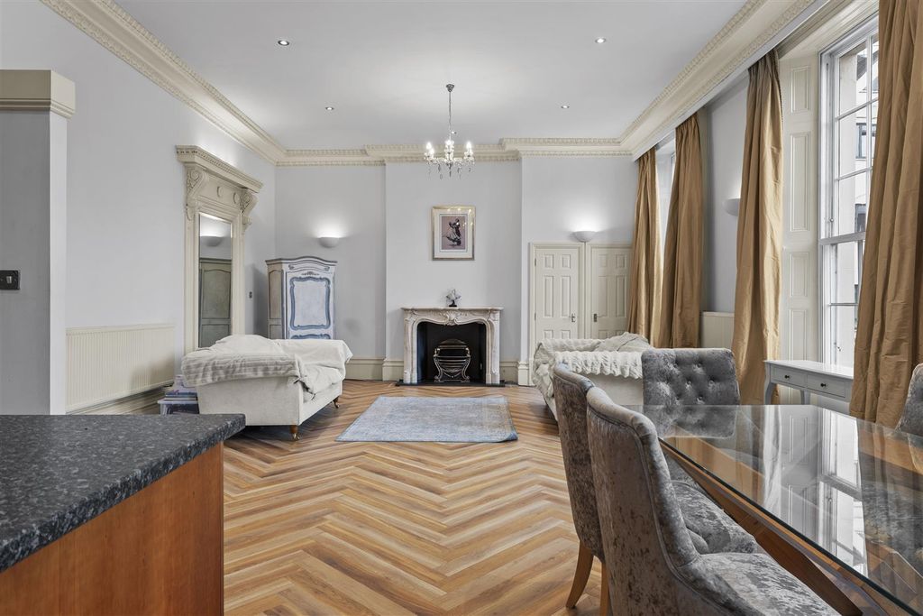 Property photo 1 of 31 P2016718.Jpg