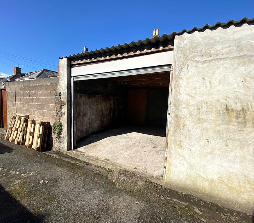 Property photo 3 of 5