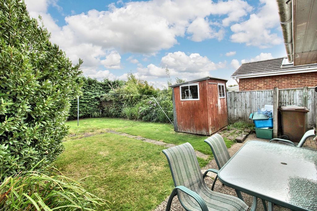 Property photo 2 of 9