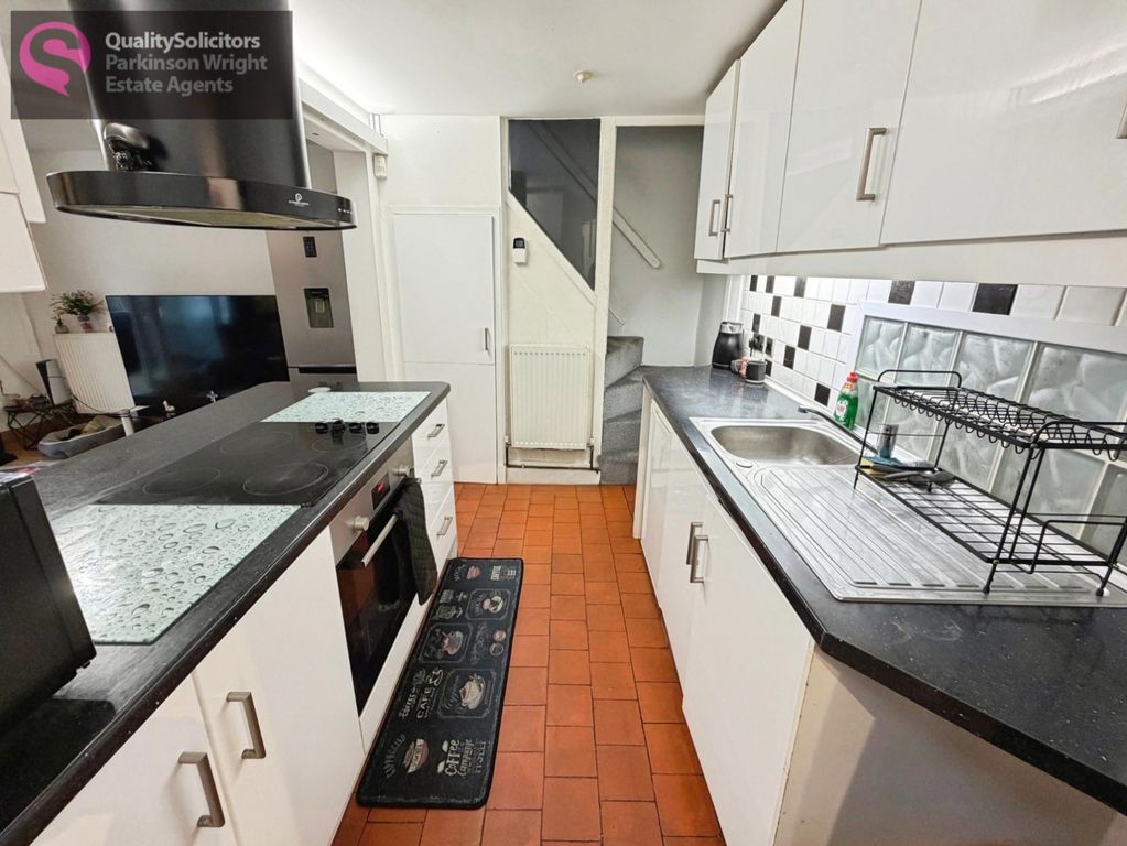 Property photo 3 of 12 Pbox-Img.Jpg