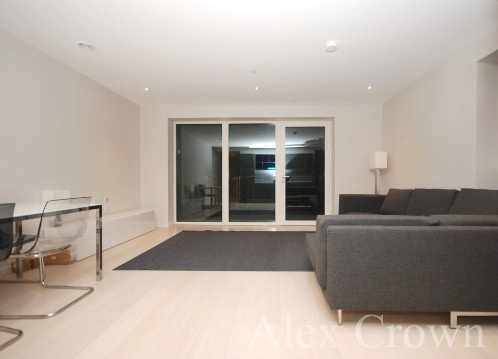 Property photo 2 of 9