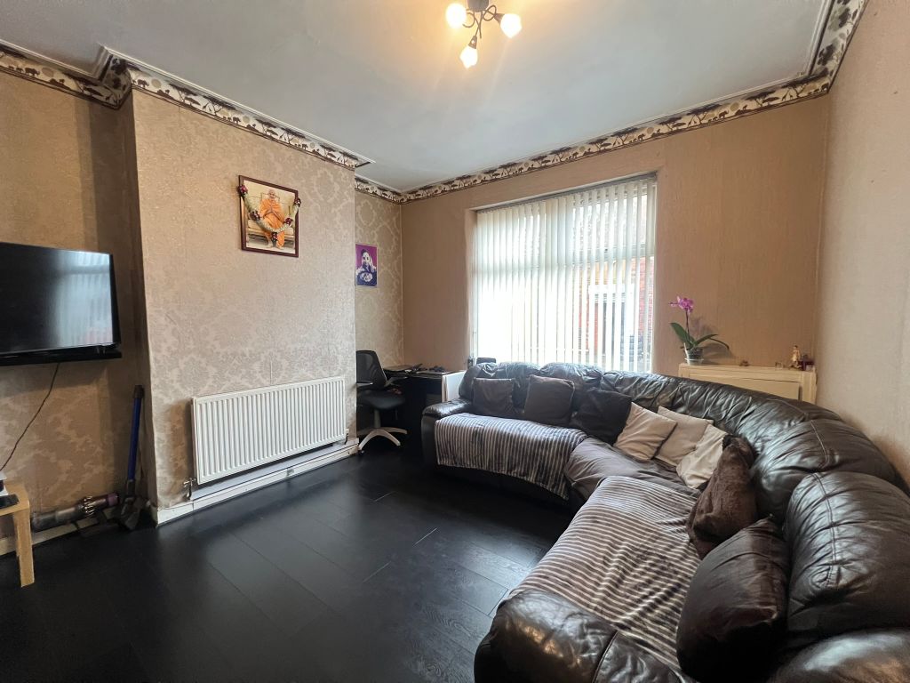 Property photo 3 of 14