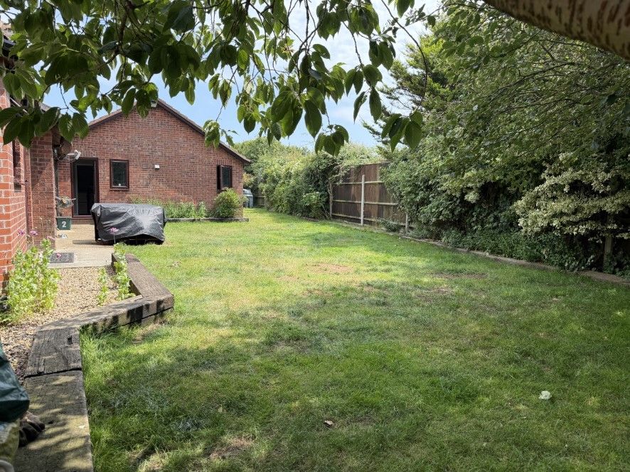 Property photo 2 of 20