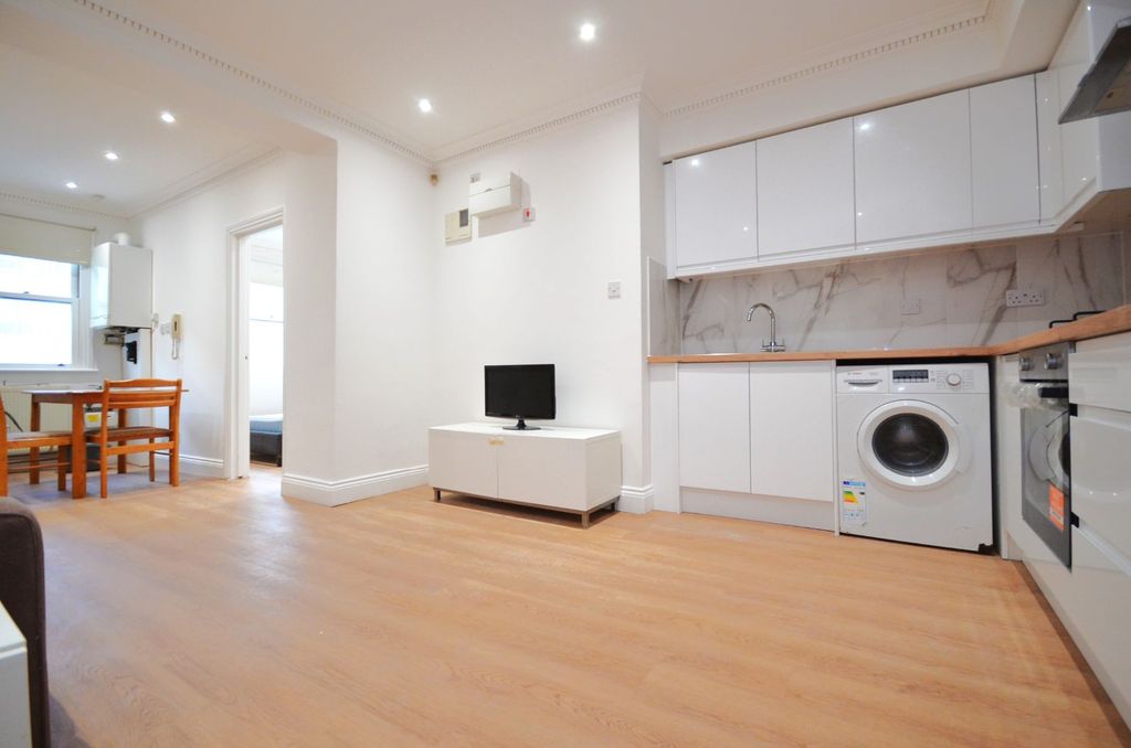 Property photo 2 of 4