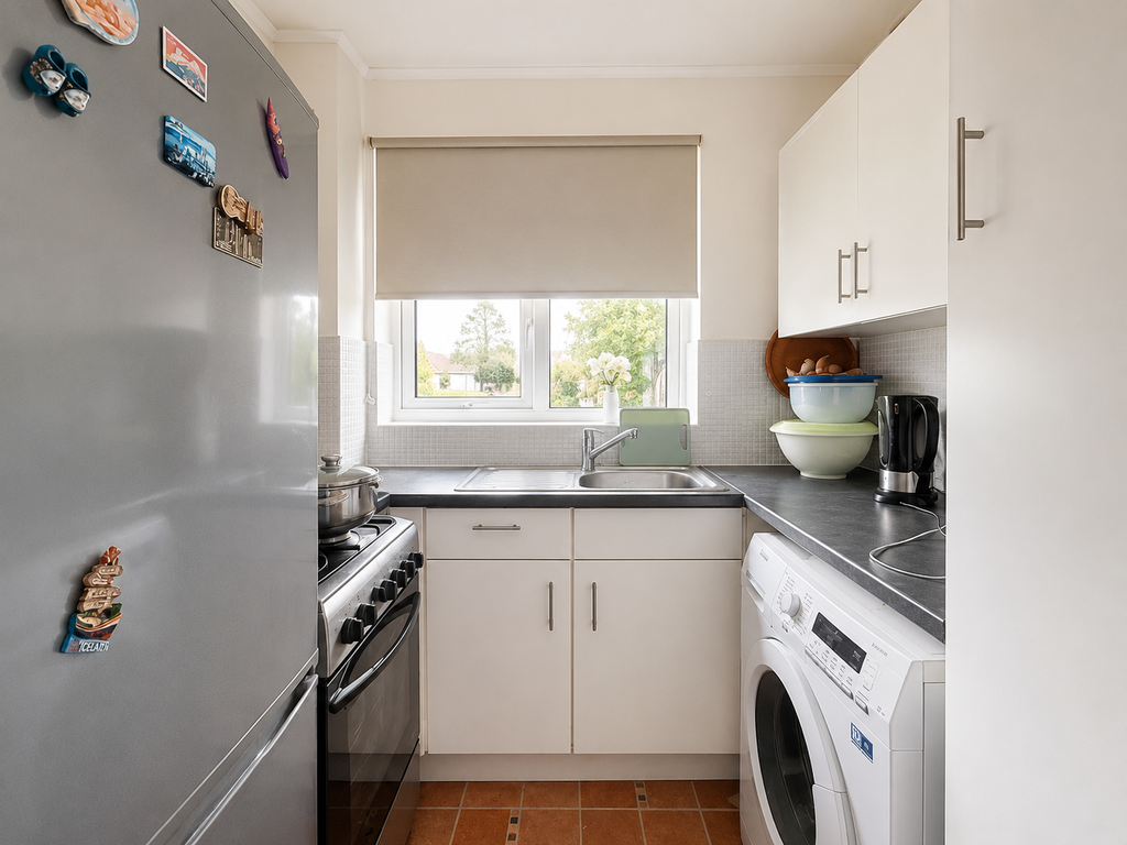 Property photo 2 of 7 9B0E4F6B-F3E4-44DC-940D-017Aa1C61B07