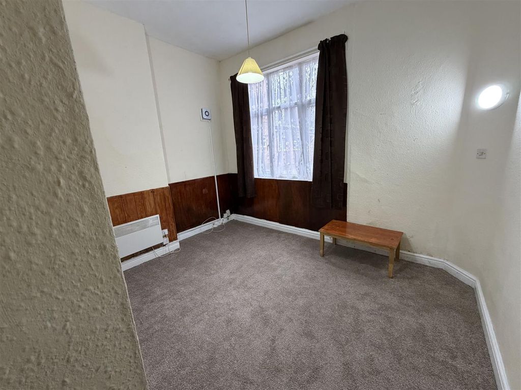 Property photo 3 of 6 Image00006.Jpeg