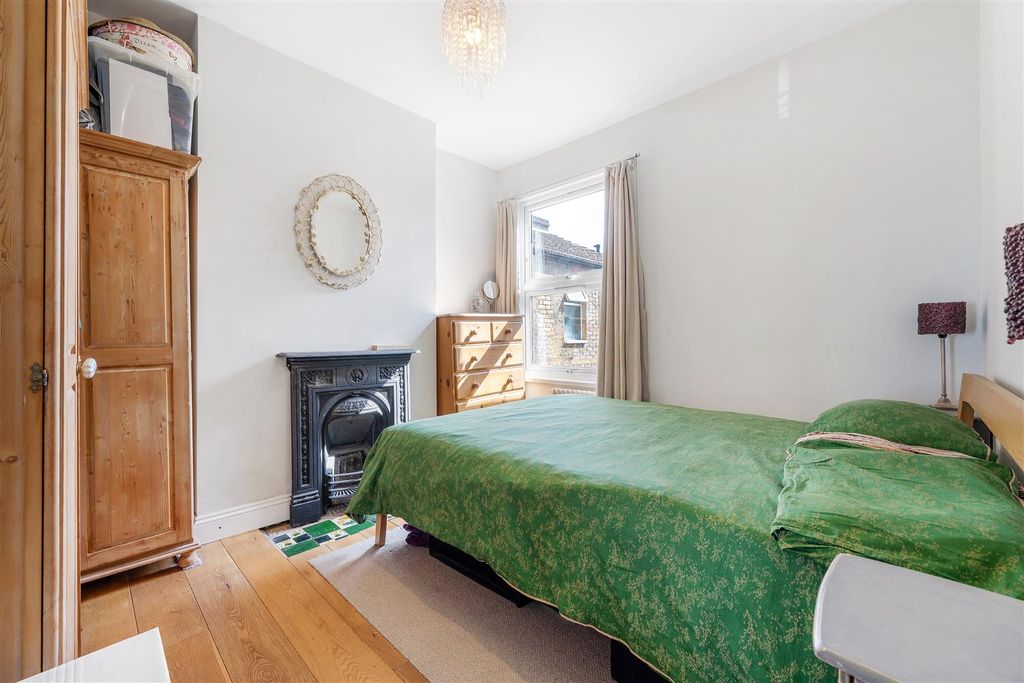 Property photo 3 of 14