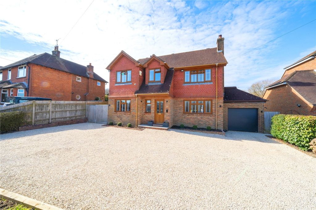 Property photo 1 of 37 Picture No. 51