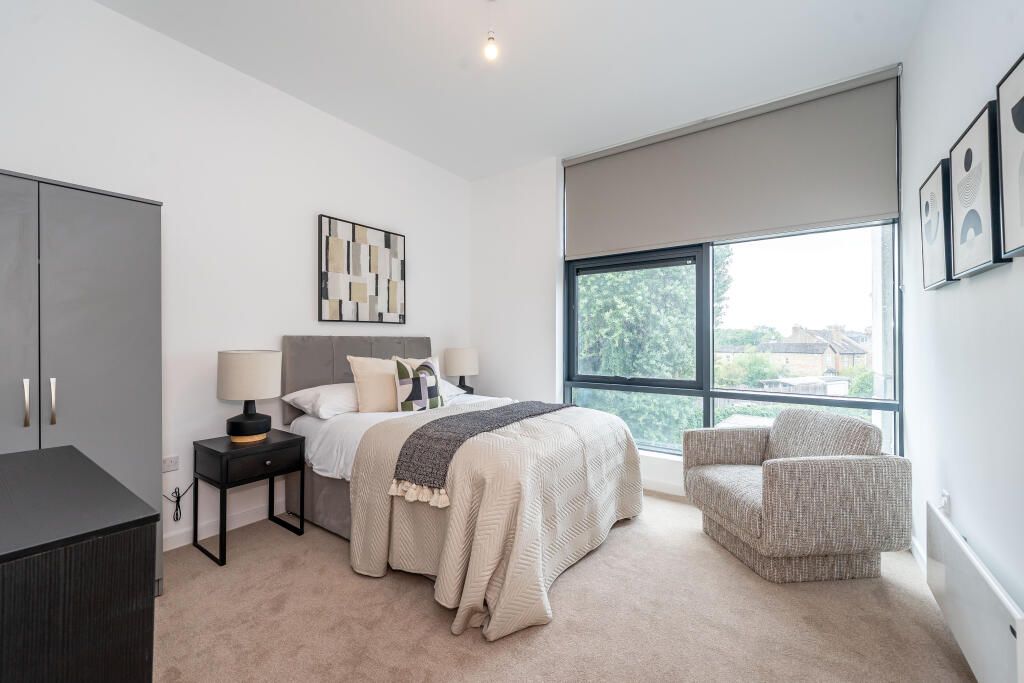 Property photo 2 of 6 Bedroom 2