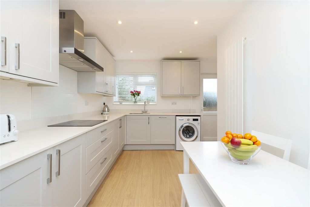 Property photo 2 of 15 Kitchen