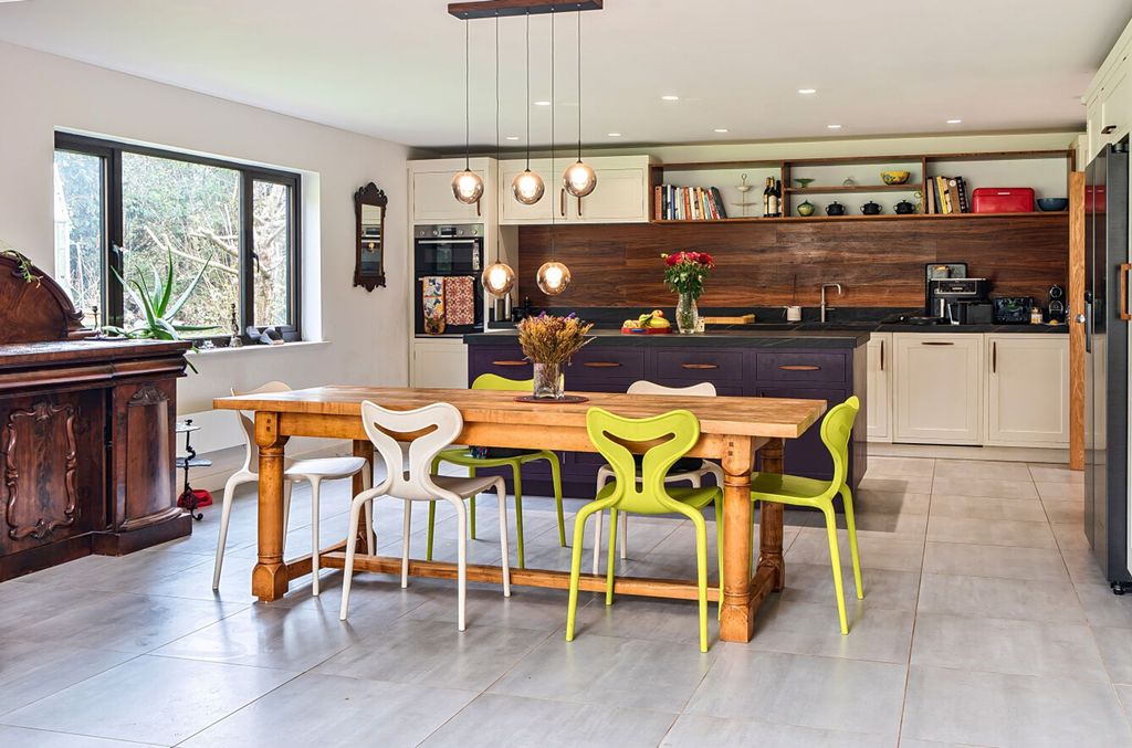 Property photo 3 of 19