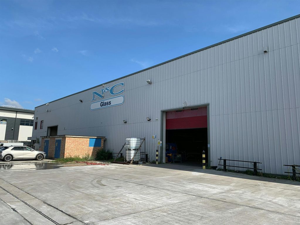 Property photo 1 of 8 27Geminimain.Jpg