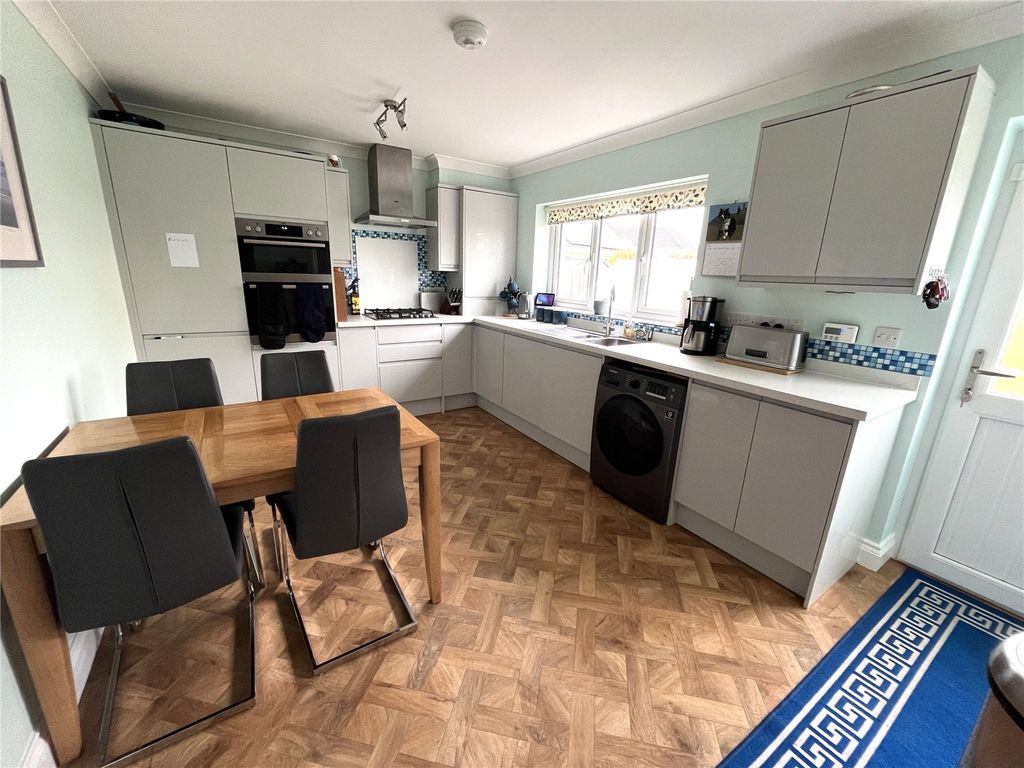 Property photo 3 of 18 Picture No. 07