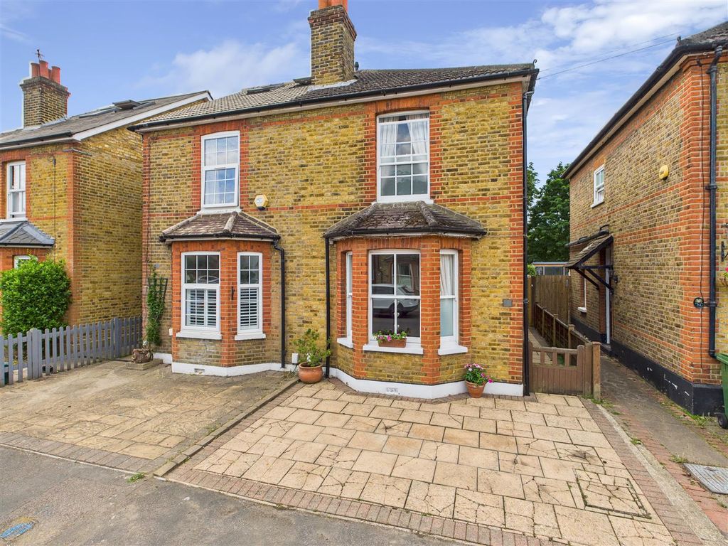 Property photo 1 of 20