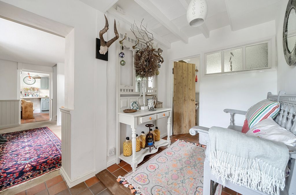 Property photo 3 of 23 1315174-2-685c1B0...