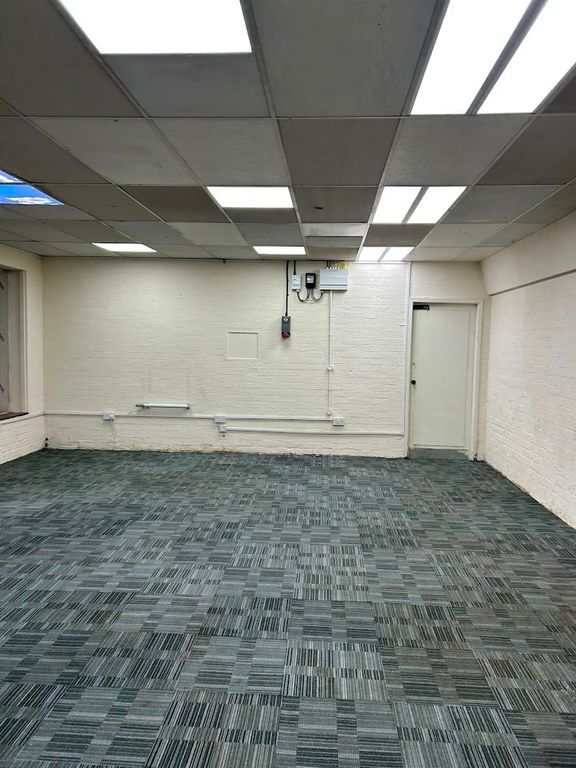 Property photo 1 of 4