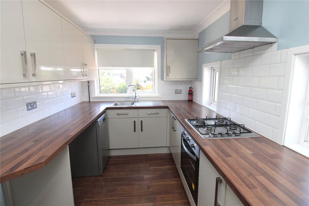 Property photo 3 of 12 Picture No. 04