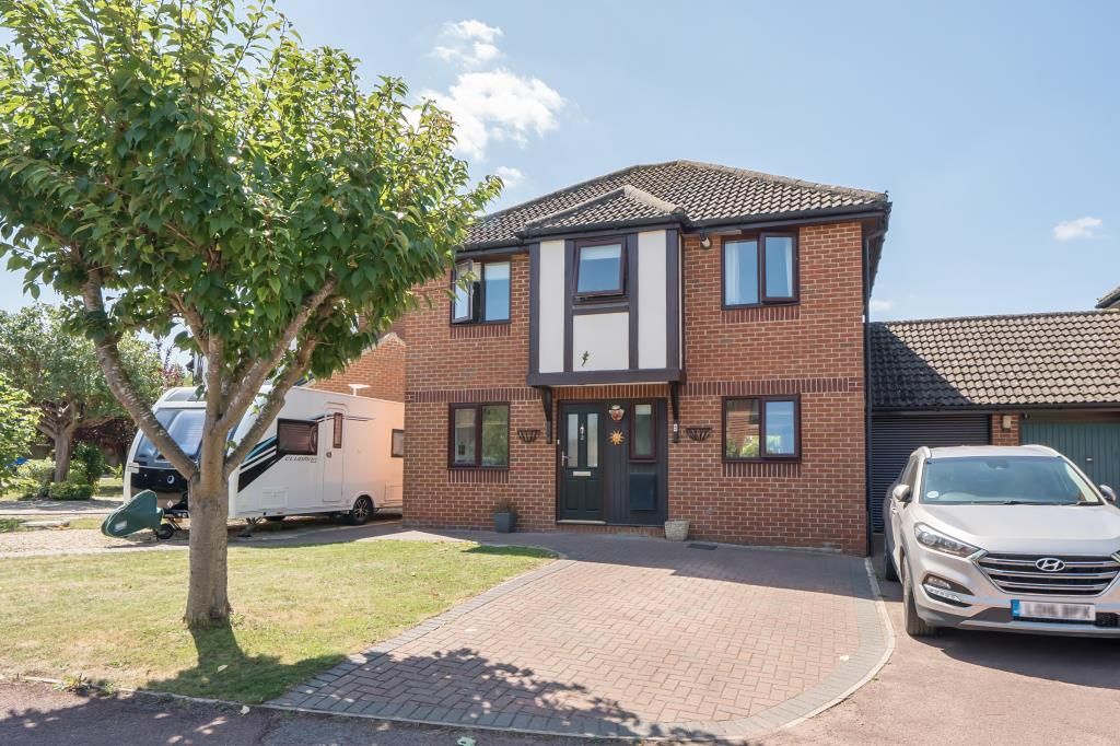 Property photo 1 of 21 External View