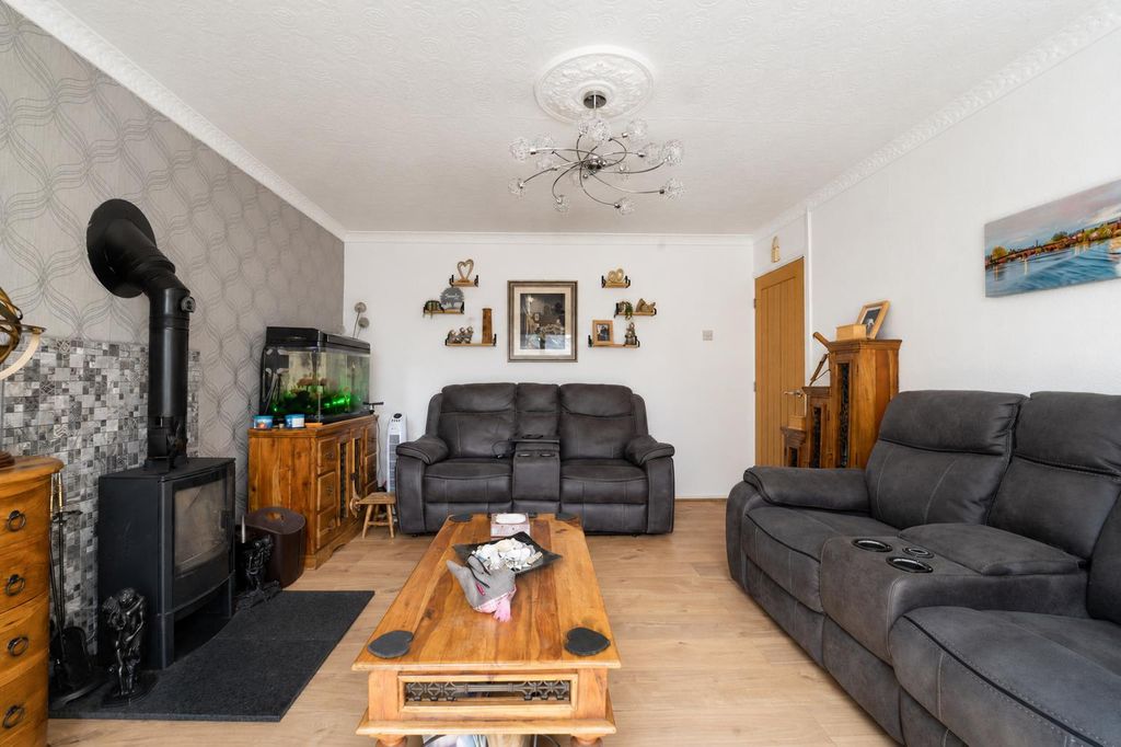 Property photo 3 of 15 Barn (13).Png