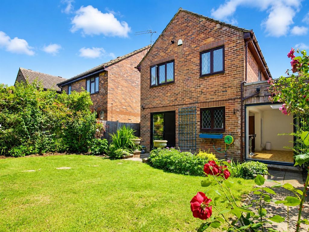 Property photo 1 of 31