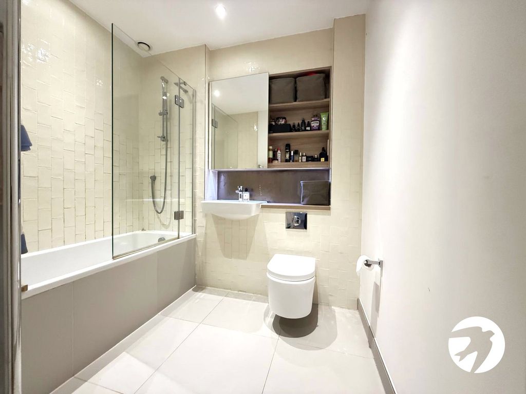 Property photo 3 of 21 Picture 3