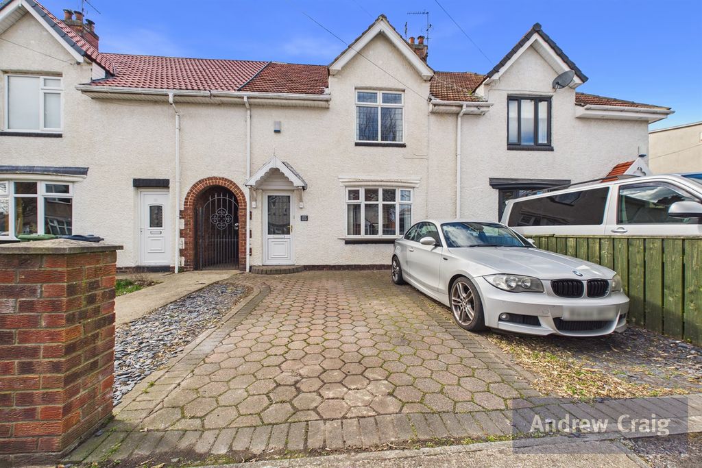 Property photo 1 of 17 (Main)