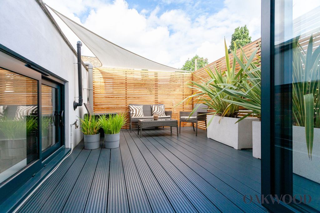 Property photo 1 of 36