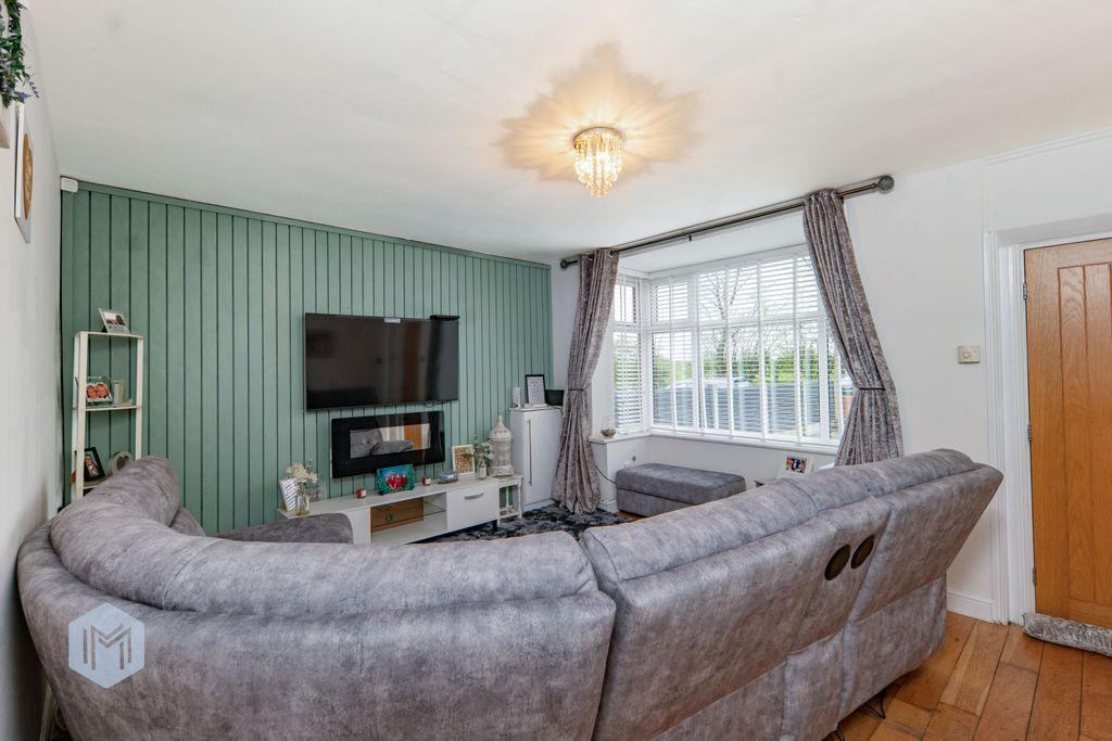 Property photo 3 of 26 Picture No. 24