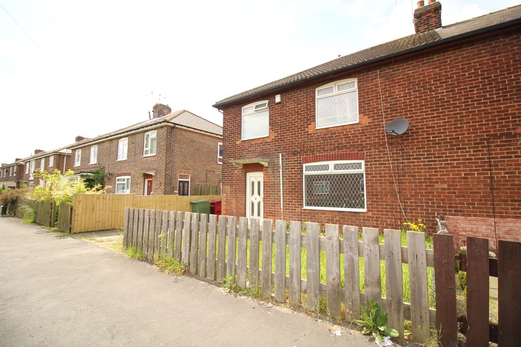 Property photo 1 of 5