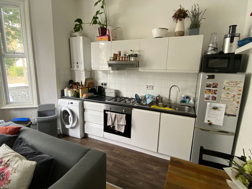 Property photo 3 of 8