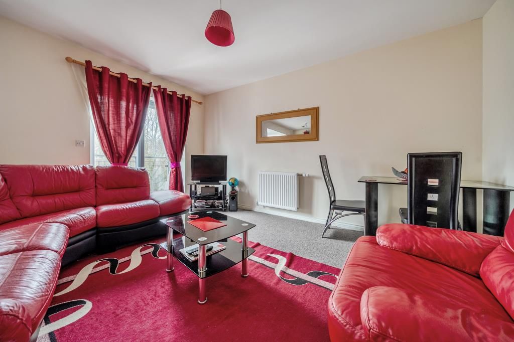 Property photo 3 of 18 Living Area