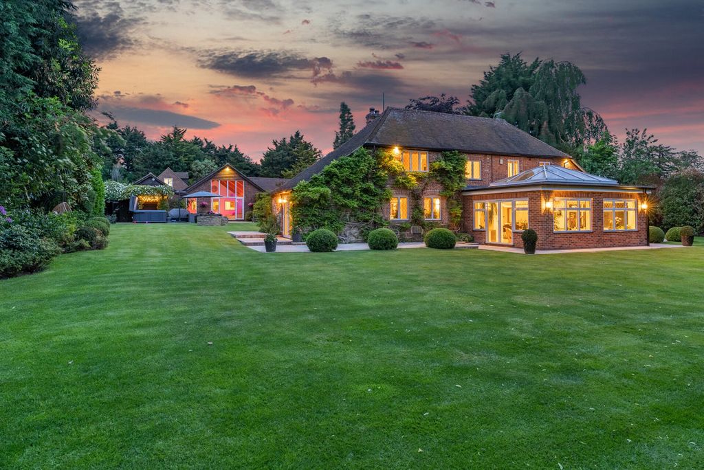 Property photo 1 of 50