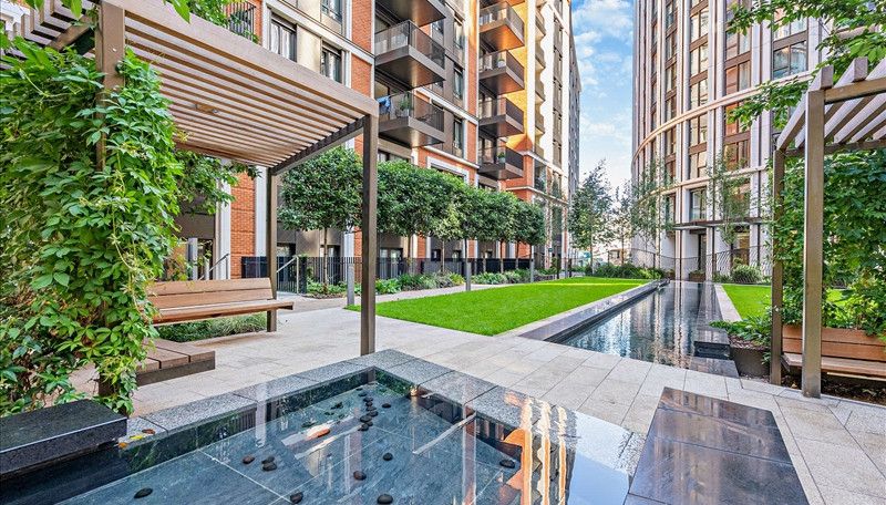 Property photo 3 of 21