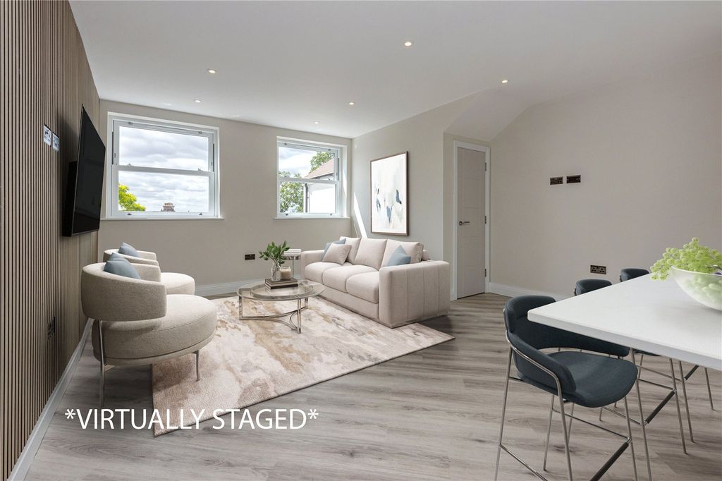 Property photo 2 of 20 Picture No. 28