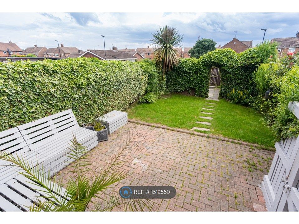 Property photo 3 of 11