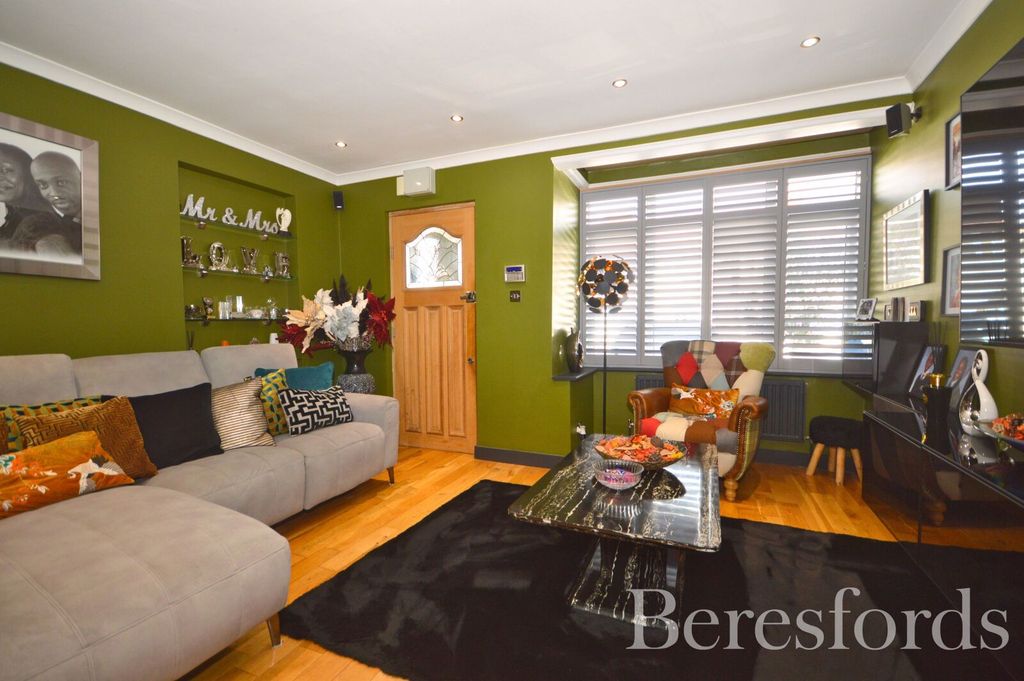 Property photo 2 of 25 Picture No. 04