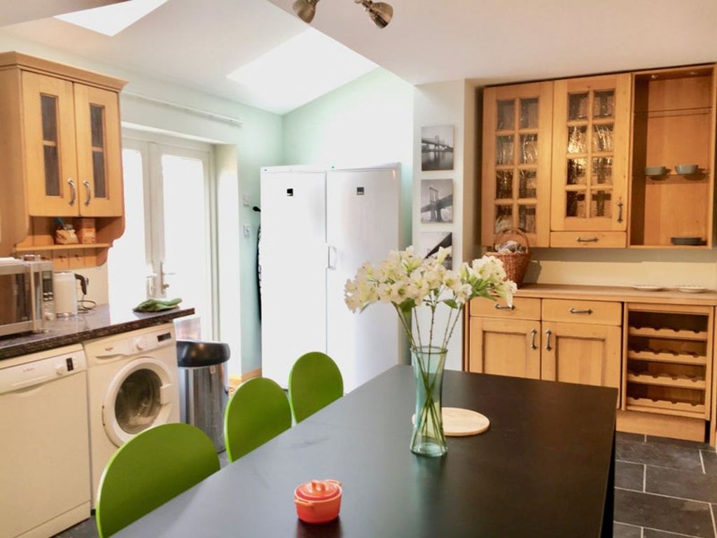 Property photo 2 of 4