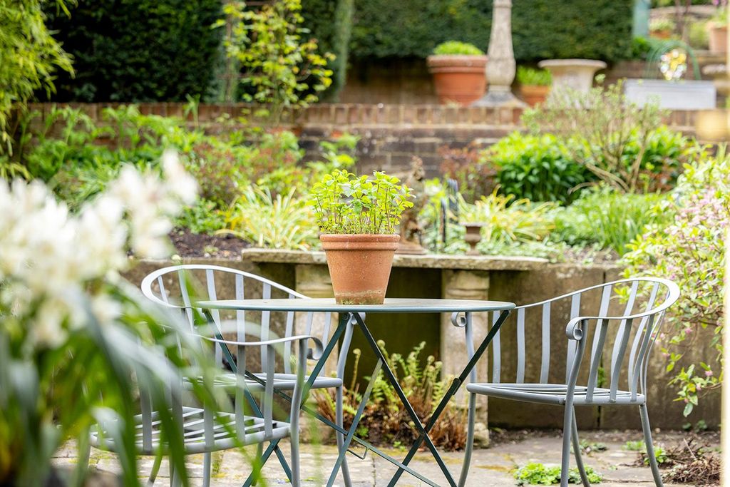 Additional image 34 of 5 bed town house for saleSilverless Street, Marlborough SN8