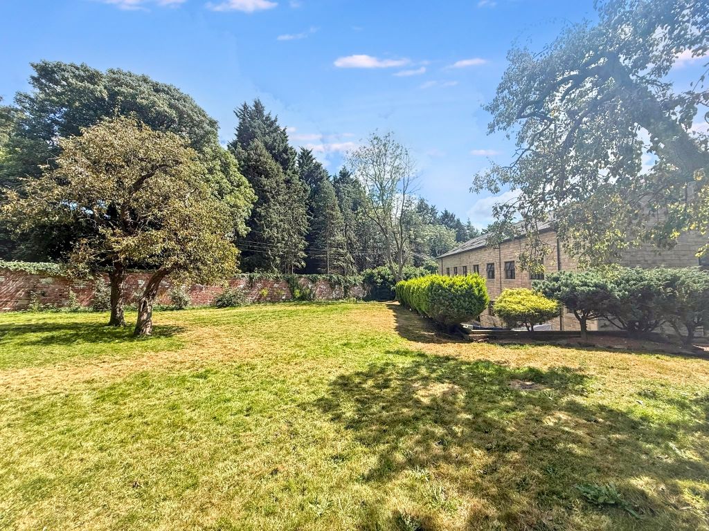 Property photo 1 of 14 ee5524Ff39F74F859Cfdb8B45d35223d (1)