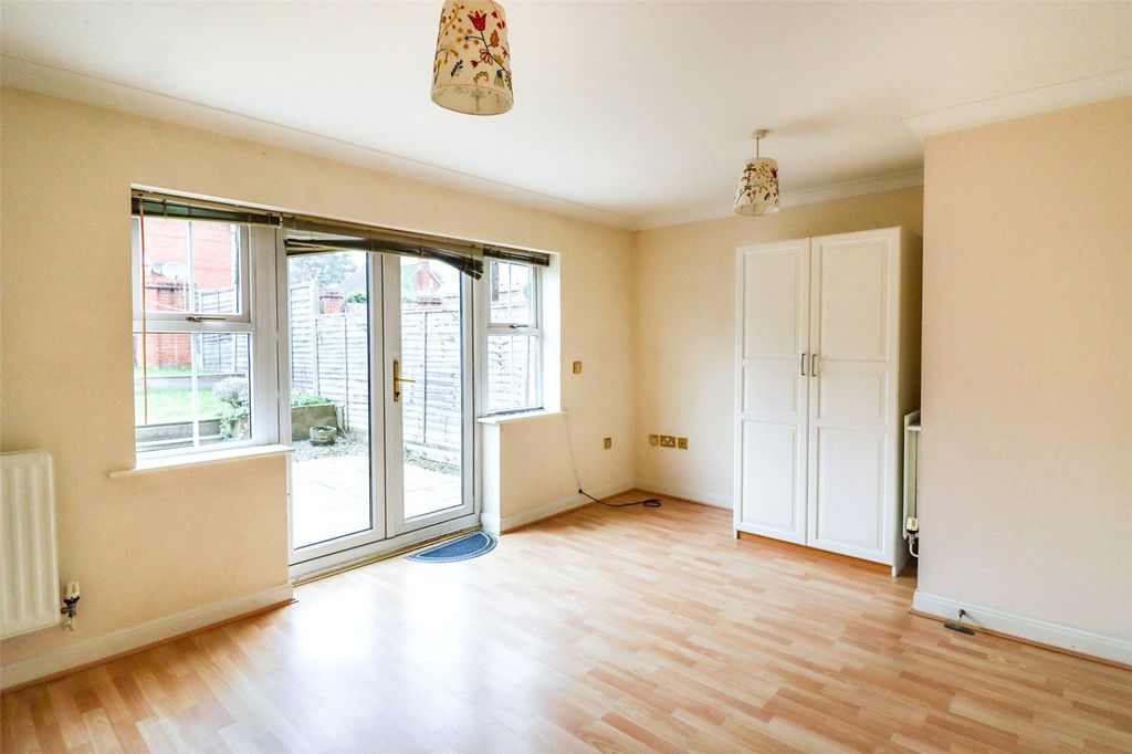 Property photo 3 of 15 Picture No. 07