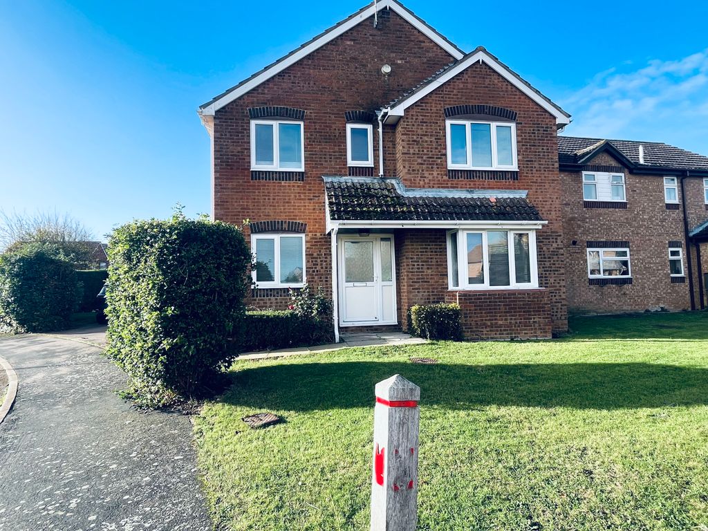 Property photo 2 of 13 Front